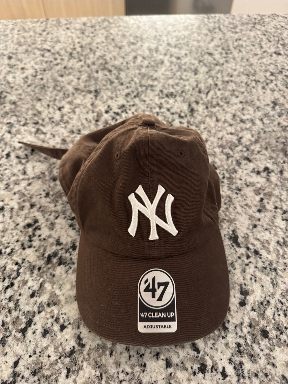 NY Yankees hat